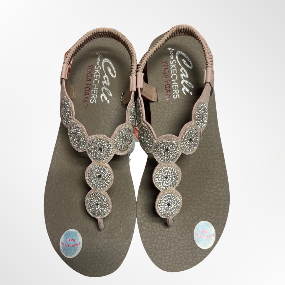 Sketchers Sandals on Yoga Foam size 10